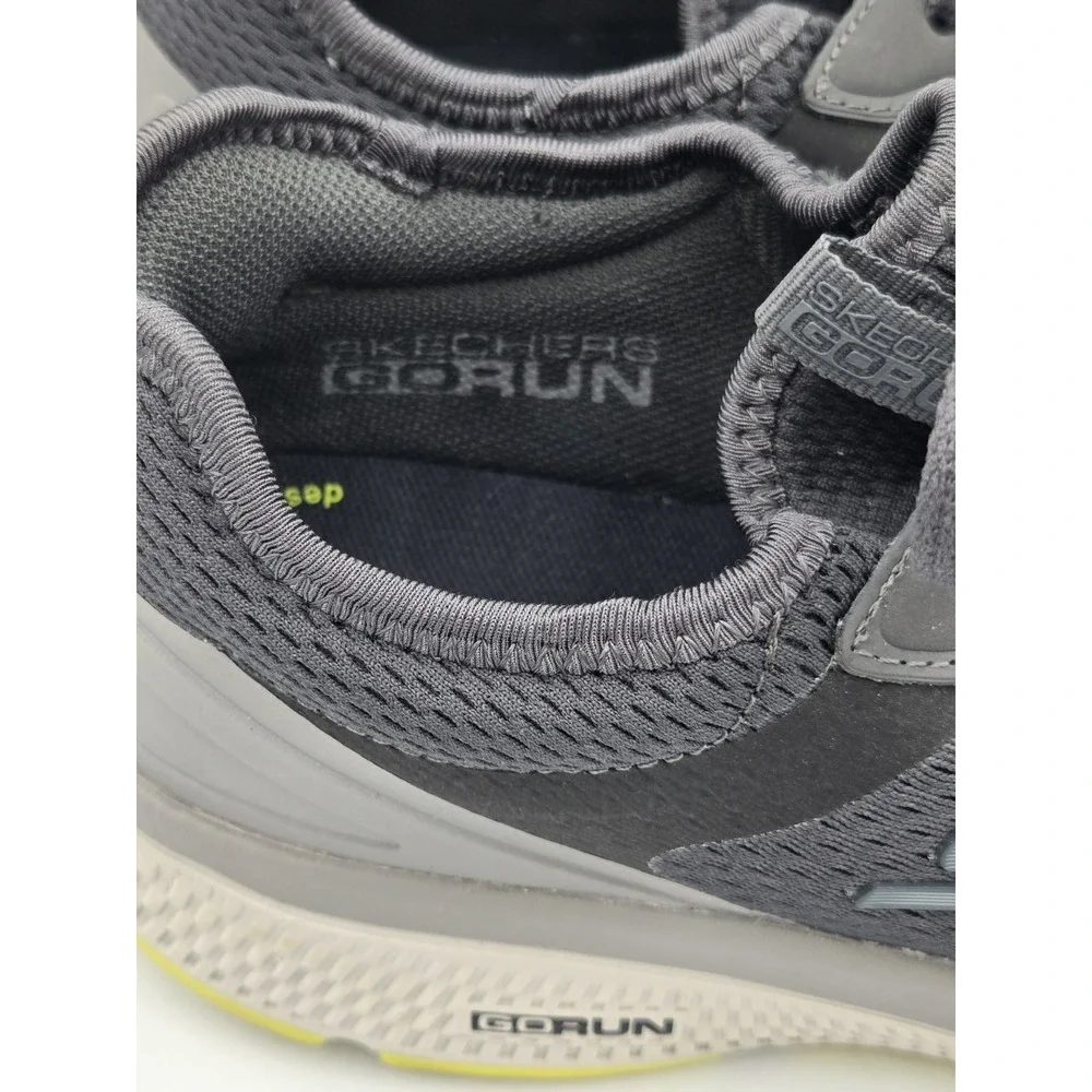 Skechers Women's Size 8.5 Gray Go Run Air Cooled Gogo Mat MStrike Running‎ Shoes